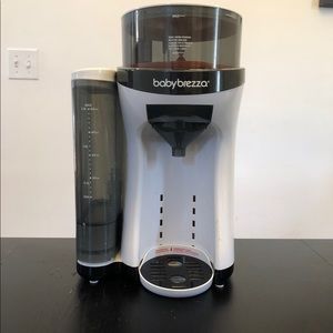 Baby Brezza Pro Formula Maker